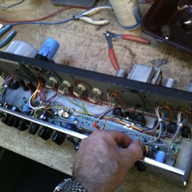 Amplifier_Repair_12.jpg