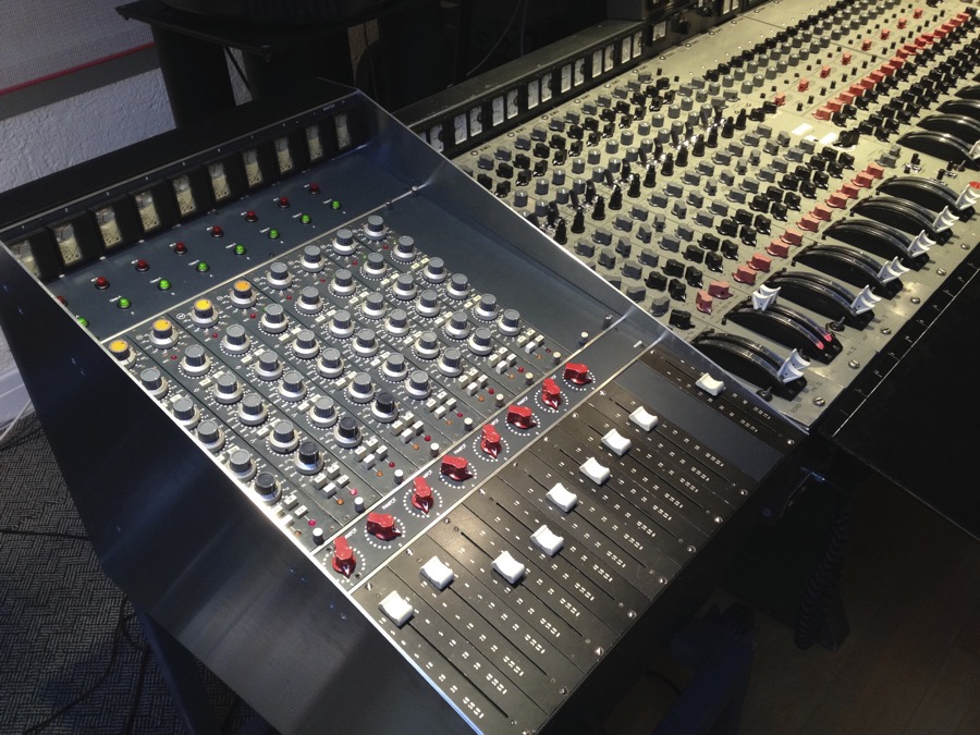 Neve_Console_design_1.jpg