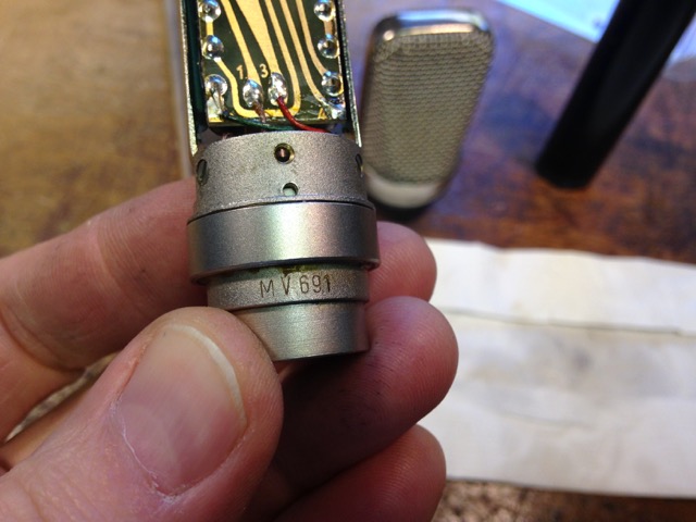 Geffel_Microphone_repair_11.JPG