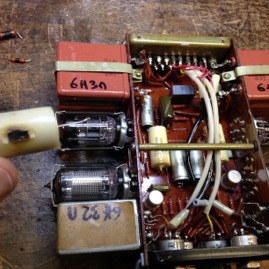 LOMO_Pre-Amp_repair_19.JPG