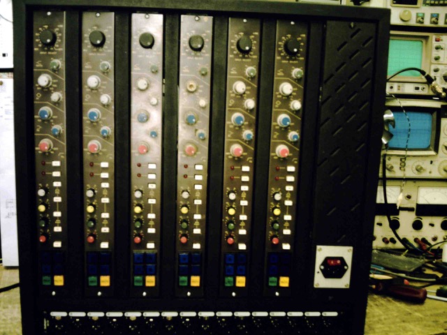 Raindirk Rack making4.jpg