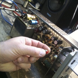 TELEFUNKEN_U73bt_repair_3.jpg