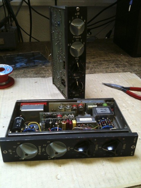 TELEFUNKEN_W395a_repair_1.jpg