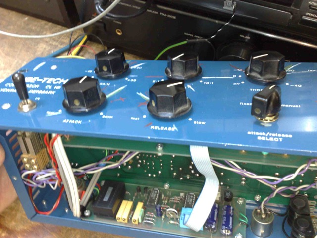 TUBE-TECH_CL1B_repair_13.jpg