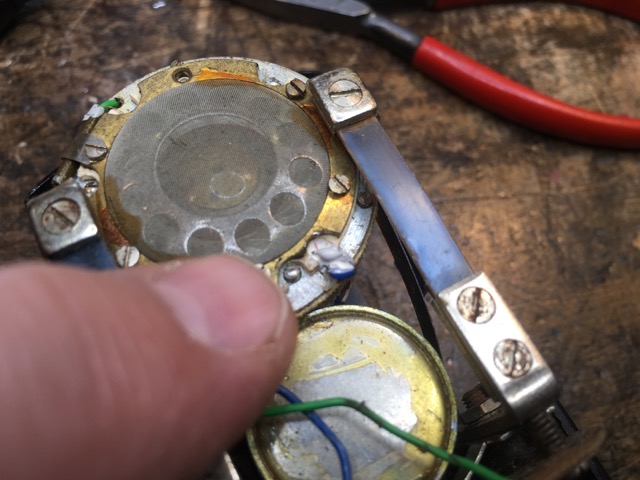 AKG_Repair_256.JPG