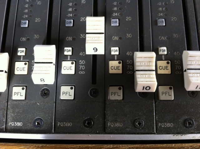 CALREC_C2_console_14.jpg