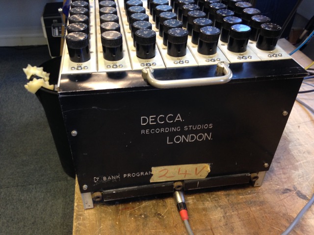 DECCA_EQ_repair_21.JPG