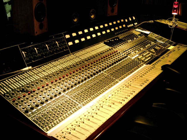 NEVE_HANSA_Refurb_25.jpg