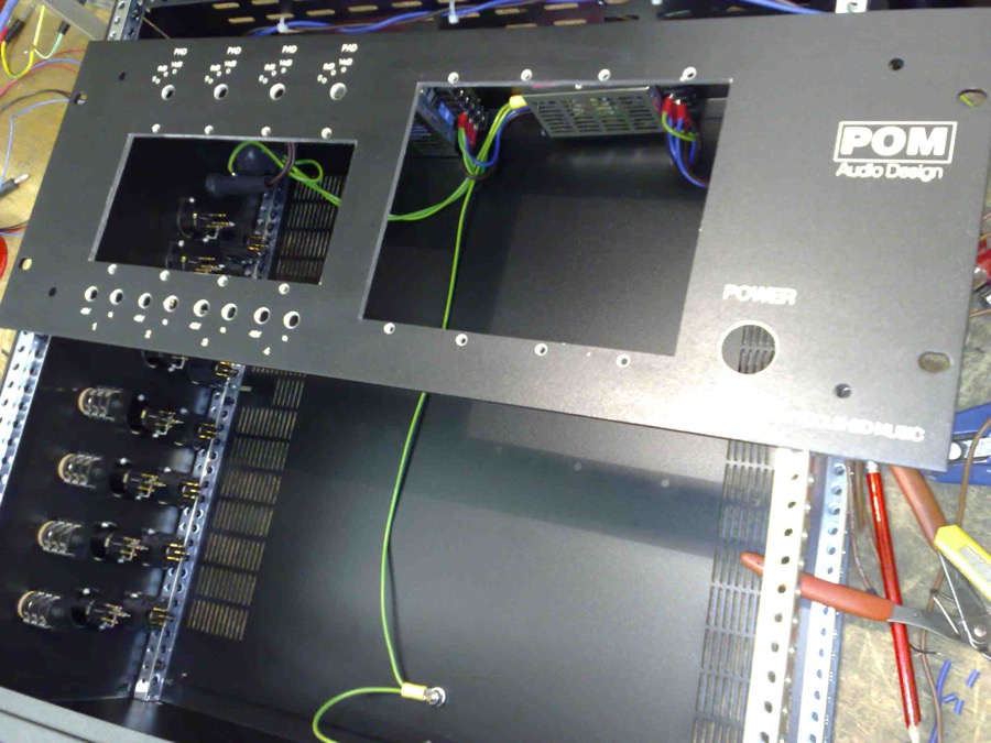 API rack_1.jpg